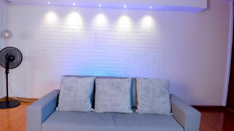 Snapshot of violeet_scott chatting on 03-06-25, 05:00 Violett Everyday From 0530 to 1430 Col Time online show from 03-06-25, 05:00