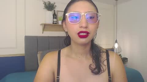 Snapshot of violet_2003 chatting on 04-17-26, 02:09 V I O L E T online show from 04-17-26, 02:09