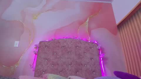 violet__taylor_ online show from 01-19-26, 02:15