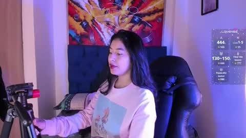           online show from 12-19-25, 10:22