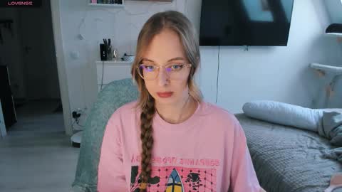 Snapshot of violet_blue_eyes chatting on 02-16-26, 12:56 Violet online show from 02-16-26, 12:56