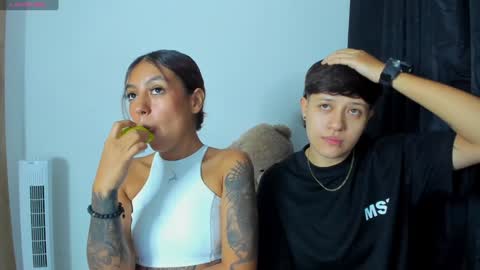 Violet and Casper online show from 12-26-24, 04:32