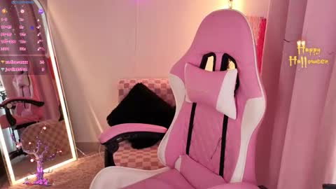 violet online show from 10-11-25, 05:44