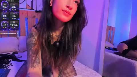 Violet Jones online show from 02-10-26, 03:27