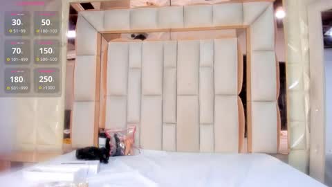 violet_milleer online show from 03-29-26, 07:25