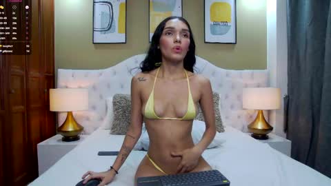  Violet  online show from 05-12-26, 01:47