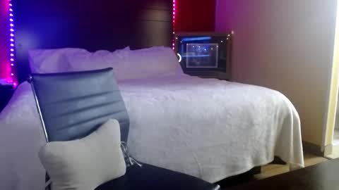 Snapshot of violet_winter97 chatting on 02-22-26, 05:08 violet_winter97 online show from 02-22-26, 05:08