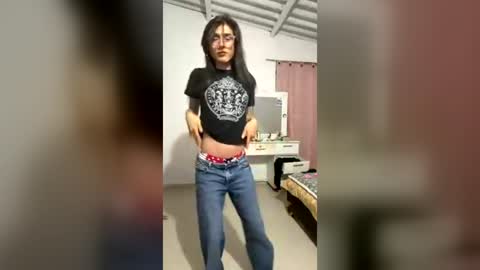 Violeta online show from 06-12-26, 04:44