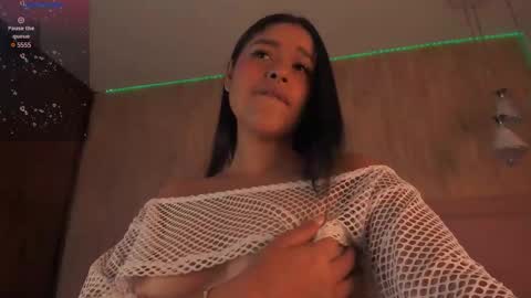 Snapshot of violeta_garcia chatting on 02-19-25, 11:38 Violeta Garcia online show from 02-19-25, 11:38