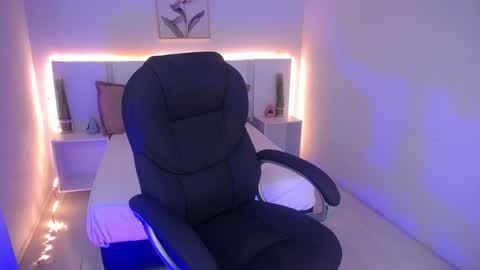 Violeta leon online show from 12-19-24, 03:51