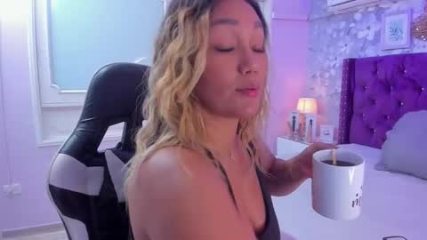 violeta_medina online show from 10-15-25, 09:20