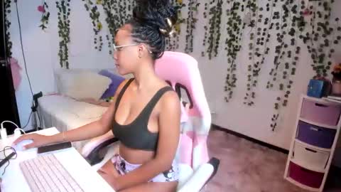 Violeta online show from 03-18-26, 06:33