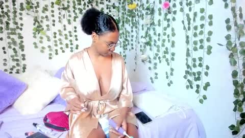 Violeta online show from 02-04-25, 02:21