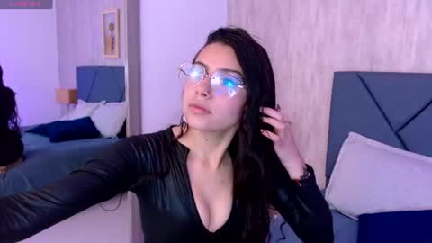 Violeta online show from 07-13-26, 08:00