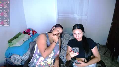 Snapshot of violeta_rouses chatting on 01-15-26, 03:33 violeta_rouses online show from 01-15-26, 03:33