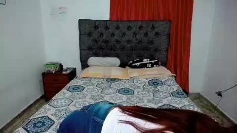 Snapshot of violeta_rouses chatting on 07-13-26, 03:53 violeta_rouses online show from 07-13-26, 03:53