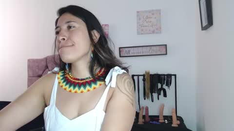 Snapshot of violeta_scott_ chatting on 07-29-26, 06:06 violeta_scott_ online show from 07-29-26, 06:06