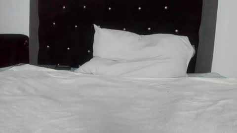 VioletaDums online show from 03-12-25, 09:44