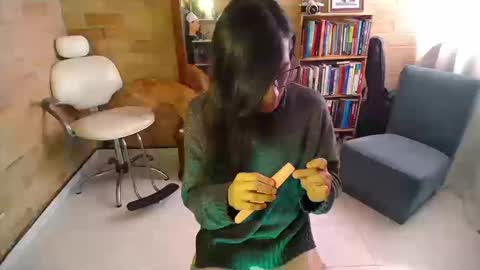 Violeta Gmez online show from 09-10-25, 02:28