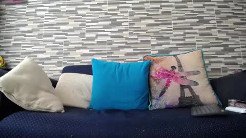 Violeta Gmez online show from 11-30-25, 03:16