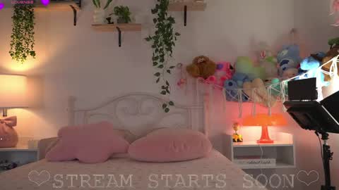 violeth___ online show from 04-30-26, 10:21