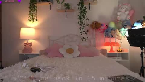 violeth___ online show from 05-22-26, 12:33