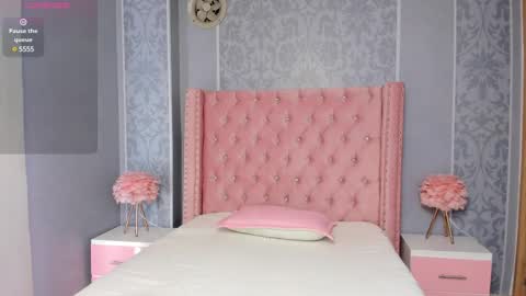 Snapshot of violeth__passionate chatting on 02-10-25, 07:17 VIOLETA online show from 02-10-25, 07:17