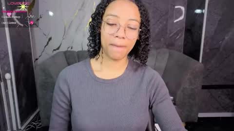 violeth_b online show from 02-21-26, 12:50