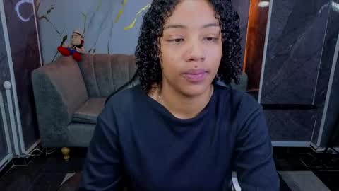 violeth_b online show from 06-03-26, 01:57