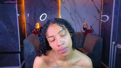 Snapshot of violeth_b chatting on 07-22-26, 01:25 violeth_b online show from 07-22-26, 01:25