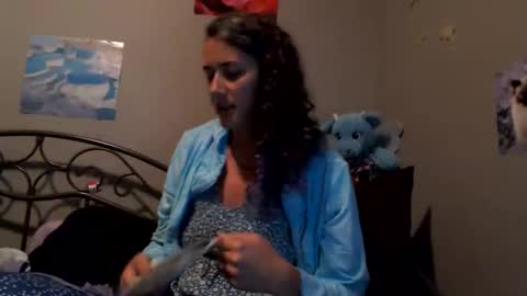 Snapshot of violethooper chatting on 06-06-26, 03:44 Violet Hooper online show from 06-06-26, 03:44