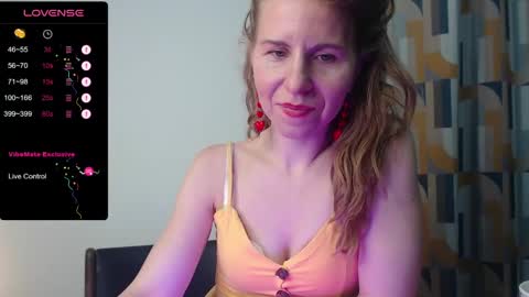 Violet  next stream December 6 online show from 12-07-24, 09:11