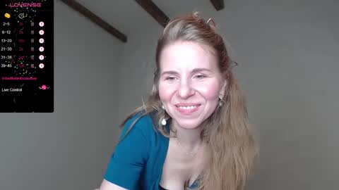 Violet  next stream December 6 online show from 12-30-24, 01:58