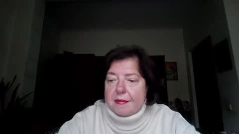 Snapshot of violetpulse chatting on 10-15-25, 09:20 violetpulse online show from 10-15-25, 09:20