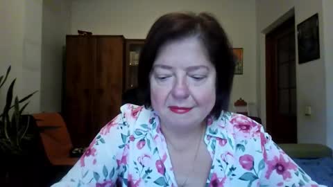 Snapshot of violetpulse chatting on 11-01-25, 12:40 violetpulse online show from 11-01-25, 12:40