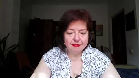 Snapshot of violetpulse chatting on 06-18-26, 06:35 violetpulse online show from 06-18-26, 06:35
