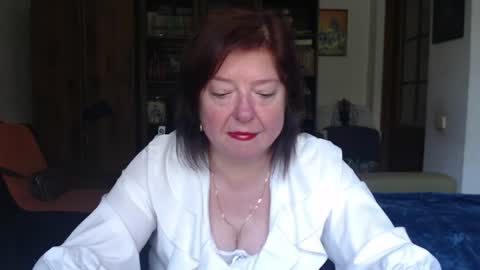 Snapshot of violetpulse chatting on 07-23-26, 10:57 violetpulse online show from 07-23-26, 10:57