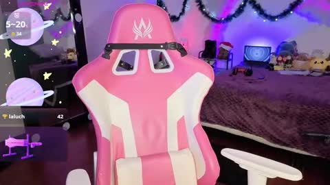   online show from 12-19-25, 09:44