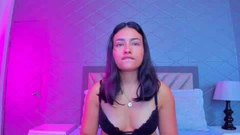 Snapshot of violetrousse chatting on 02-09-26, 04:11 Violet Rousse online show from 02-09-26, 04:11