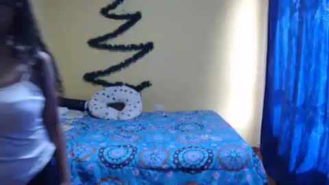 Snapshot of violetsexhot999 chatting on 12-16-24, 06:05 Violet777 online show from 12-16-24, 06:05
