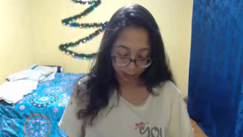 Snapshot of violetsexhot999 chatting on 12-28-24, 07:44 Violet777 online show from 12-28-24, 07:44