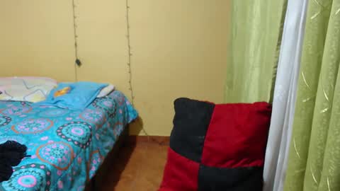 Snapshot of violetsexhot999 chatting on 03-02-25, 02:08 Violet777 online show from 03-02-25, 02:08