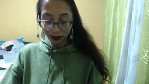 Snapshot of violetsexhot999 chatting on 03-08-25, 05:59 Violet777 online show from 03-08-25, 05:59