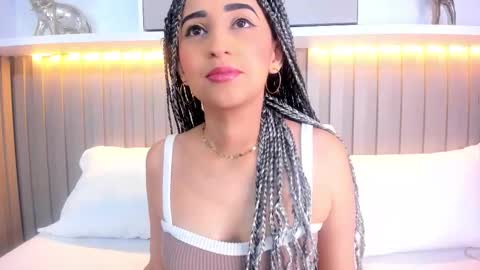 Violett  online show from 10-24-25, 08:05