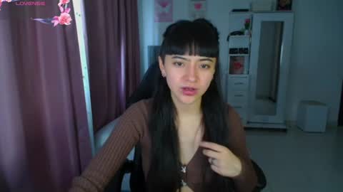Snapshot of violetta_black483 chatting on 07-13-26, 02:20 Violetta online show from 07-13-26, 02:20