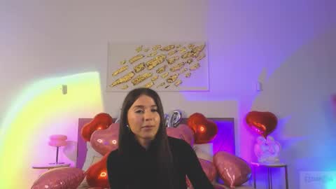 Snapshot of violetta_finch chatting on 02-14-26, 10:23 violetta_finch online show from 02-14-26, 10:23