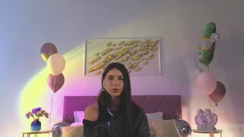 Snapshot of violetta_finch chatting on 06-23-26, 10:46 violetta_finch online show from 06-23-26, 10:46