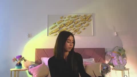 Snapshot of violetta_finch chatting on 06-29-26, 10:26 violetta_finch online show from 06-29-26, 10:26