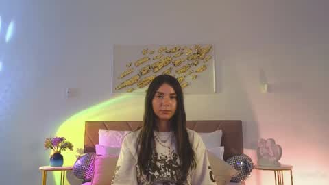 Snapshot of violetta_finch chatting on 07-12-26, 12:18 violetta_finch online show from 07-12-26, 12:18