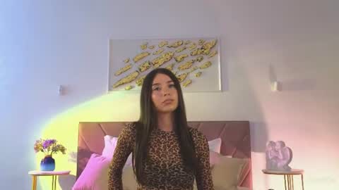 Snapshot of violetta_finch chatting on 07-16-26, 01:50 violetta_finch online show from 07-16-26, 01:50